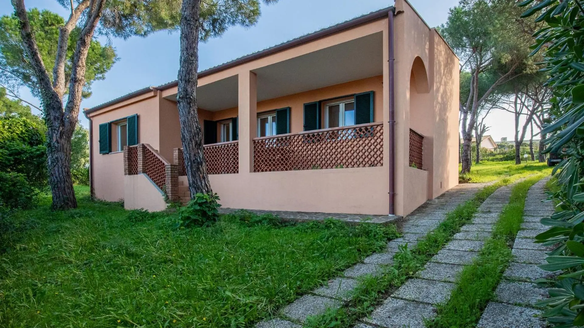 Villa Dei Pini Porto Azzurro Italy